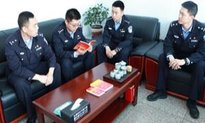 三家子边境派出所“四个坚持”推动党的二十大精神落地生根