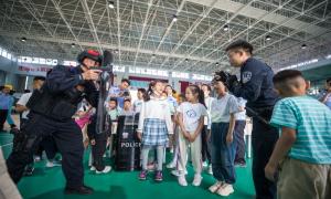 警营开放日，以爱为名奔赴警营大团聚