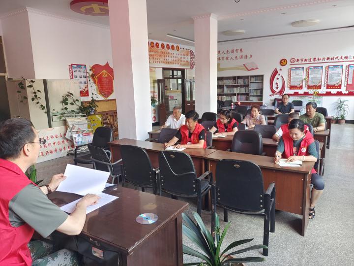 lihong2.jpg