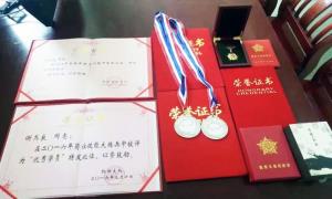 民警谢其良：军魂不改，“警”色依旧