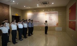 老爷庙出入境边防检查站与哈密海关开展主题党日活动