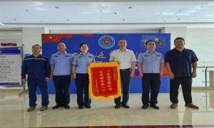 出境船员家中突发变故 钦州边检快速助其返乡