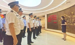 皇岗出入境边防检查站形式多样开展迎“七一”系列活动