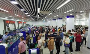 广西东兴口岸上半年出入境旅客逾150万