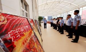 南疆出入境边防检查站联合平津战役纪念馆举办“走进平津战役”国门巡展活动