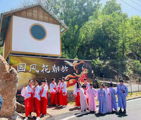 liang2.jpg