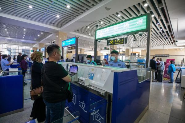 图片2.jpg 图片2.jpg