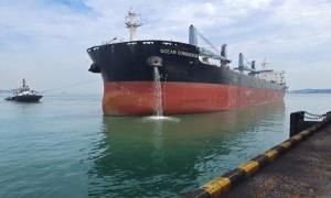 漳州出入境边防检查站优质服务迎峰度夏电煤保供