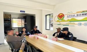 让民族团结之花在边疆小镇常盛常开