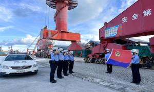 重温入警誓词 践行训词精神