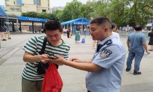 一枝一叶总关情 沙头角边检暖心服务护游客平安