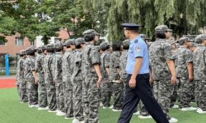 讲好“开学第一课”护航新生新征程