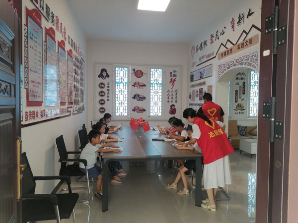 huang3.jpg