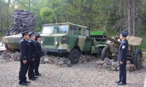 长白山边境管理支队开展致敬英烈 缅怀英雄纪念活动