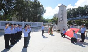 凤凰出入境边防检查站开展国家烈士纪念日祭奠英烈活动