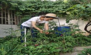 “最美警嫂”候选人纪慧莹：肩膀扛起“半边天”