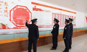 缅怀英烈祭忠魂 抚今追昔思奋进