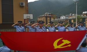 丙中洛边境派出所开展“铭记历史 勿忘国耻”主题党日