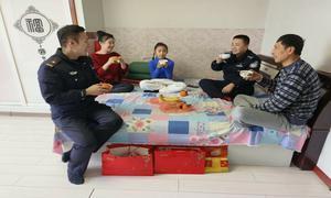 腊八送温情 “粥”到暖人心