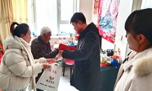 心系社区困难群众 严寒慰问送温暖