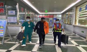 钦州出入境边防检查站凌晨开展紧急救助获赞誉