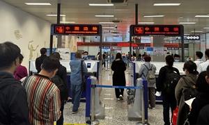 延吉边检站护航国庆期间口岸安全畅通