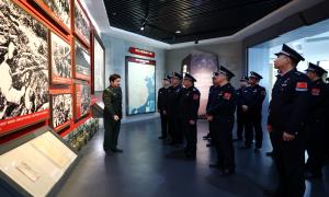 桂林边检站组织开展纪念湘江战役90周年主题党日活动