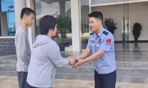 “叛逆”少年离家出走两千公里，移民管理警察解其“心结”助其归家