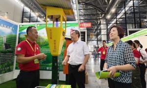广西百余名乡村产业“头雁”参展农业国际博览会