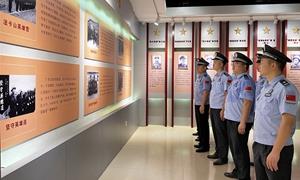 凭祥边境检查站组织民警开展爱国主义教育活动