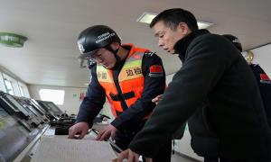 “一次办结”服务 助力18艘新造船舶快速通关