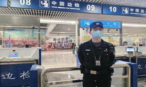 重庆移民管理警察的除夕夜