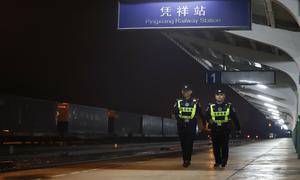 守好边境  让万家“年味浓”