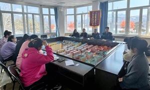 建国边境派出所联合街道社区召开“双融合”工作研讨会