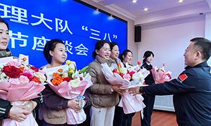 警营里工作23年的“嫂子”退休了