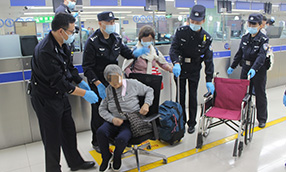 三月春风暖人心 雷锋精神永传承