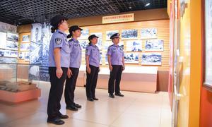 爱店边检站联合驻地单位开展清明节祭奠活动