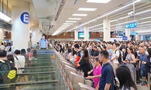 香港佛诞节假期皇岗边检站全天查验出入境人员26.6万余人次