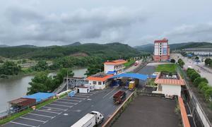 80余万吨货物顺畅通关 东兴口岸6月14日累计查验出入境货运车辆破10万次