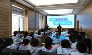 大黑河岛边境派出所开展“六一”警营开放日活动