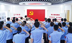 文锦渡边检站组织开展主题大党日活动