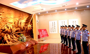 红色之旅心向党  奋斗青春践使命