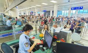 皇岗边检站“立足岗位做贡献 担当作为勇争先”主题实践活动取得成效
