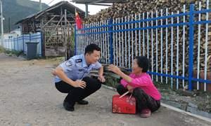 警民融合一家亲 中秋佳节暖人心