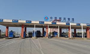 广西东兴口岸2024年度货车通关总量近27万辆次