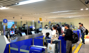 免签政策叠加互补扩大释放效应，海南免签入境外国旅客同比增长