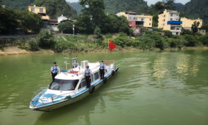 悠悠界河美 深深戍边情