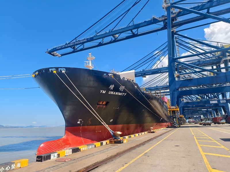 海上迎佳节1.jpg 海上迎佳节1.jpg