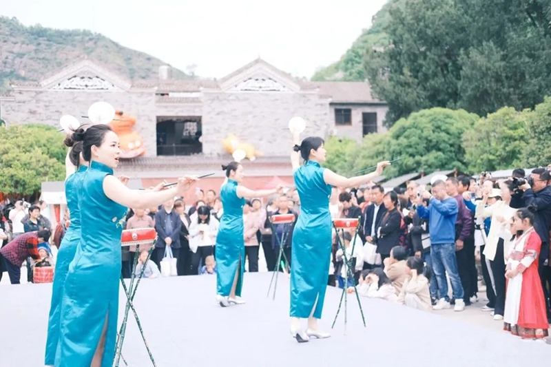 漫川古镇民俗活动.jpg 漫川古镇民俗活动.jpg