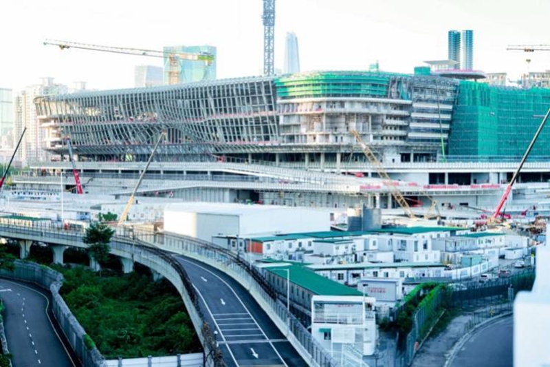 正在如火如荼建设中的新皇岗口岸.jpg 正在如火如荼建设中的新皇岗口岸.jpg